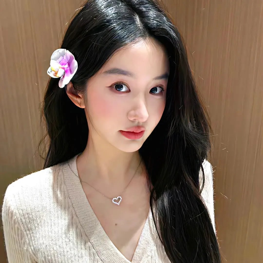 跳舞的红色公交